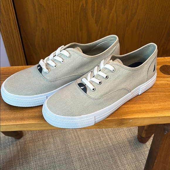 Nautica Other - NWOT Men's Nautical Canvas Sneakers size 9 1/2.